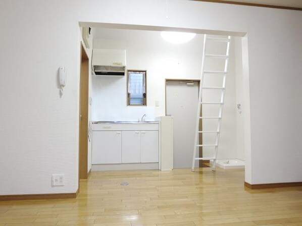 グリーンハイツ黒川第2ビルの物件内観写真